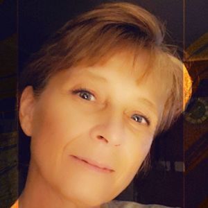 Meet your Posher, Traci